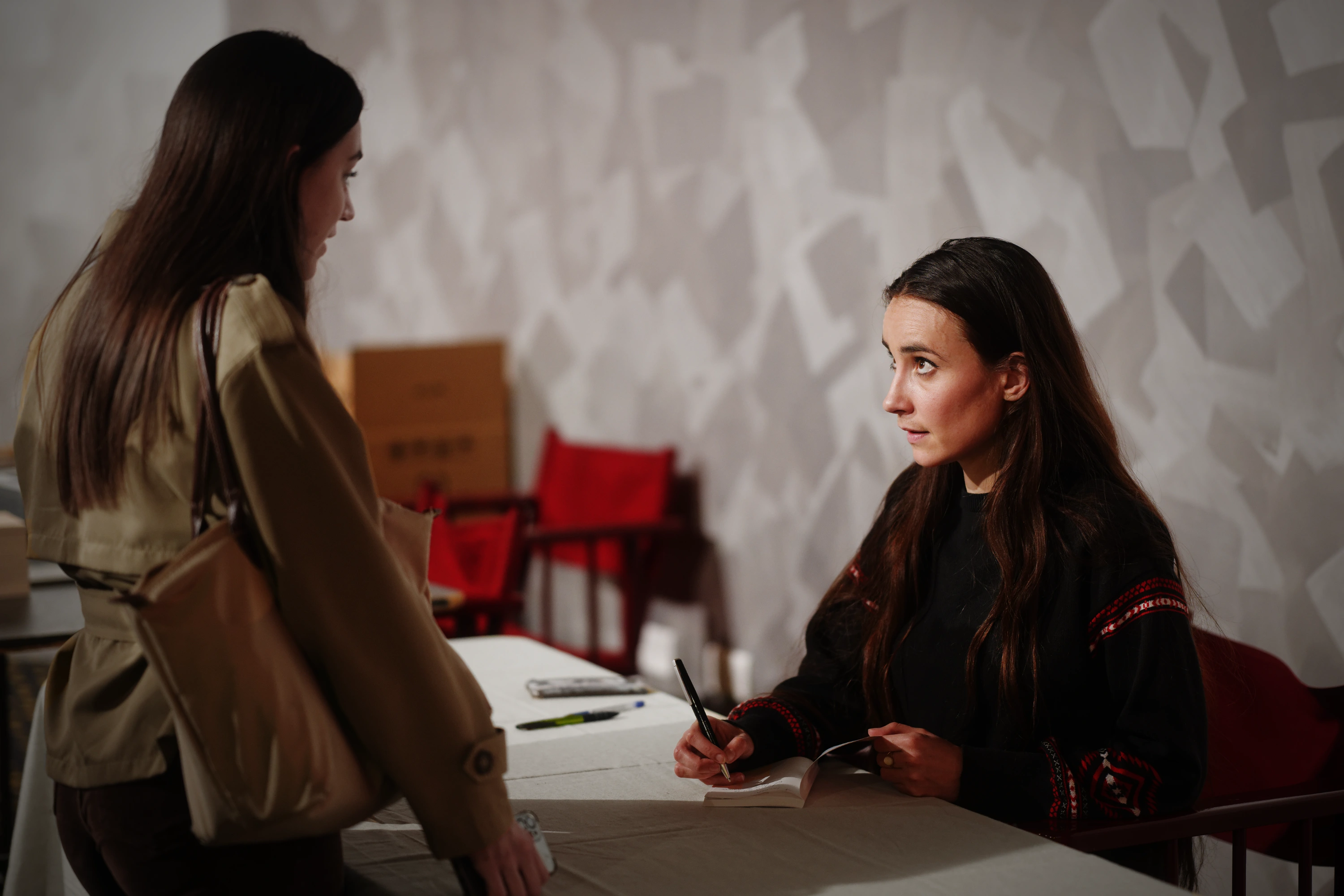 R&eacute;sister, galerie